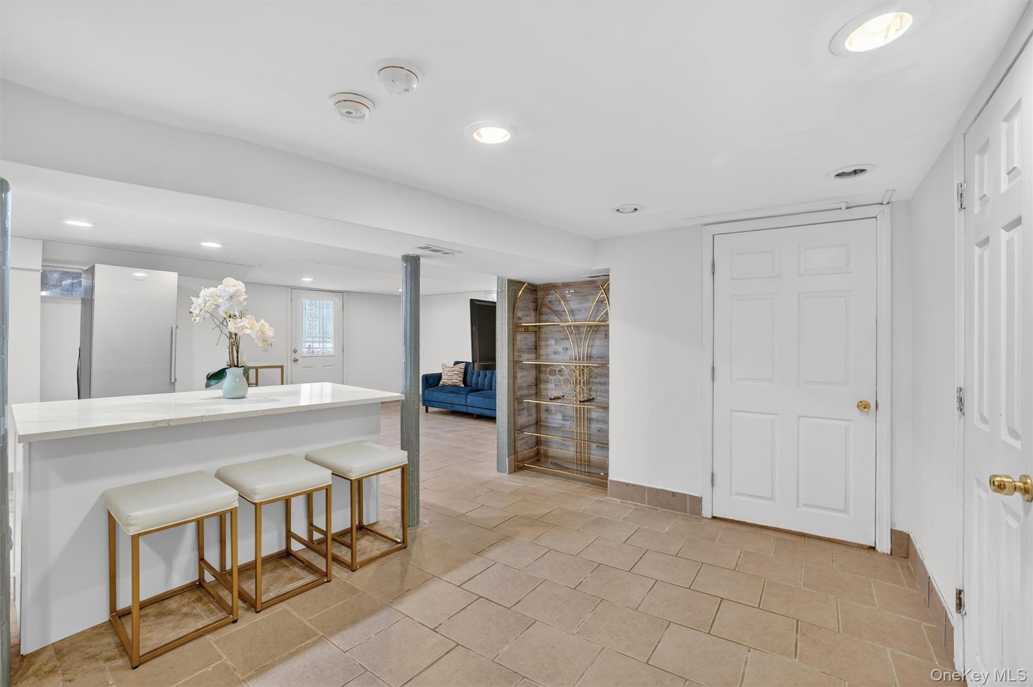 #15 photo, 135 Midland Terrace, Yonkers , NY 10704