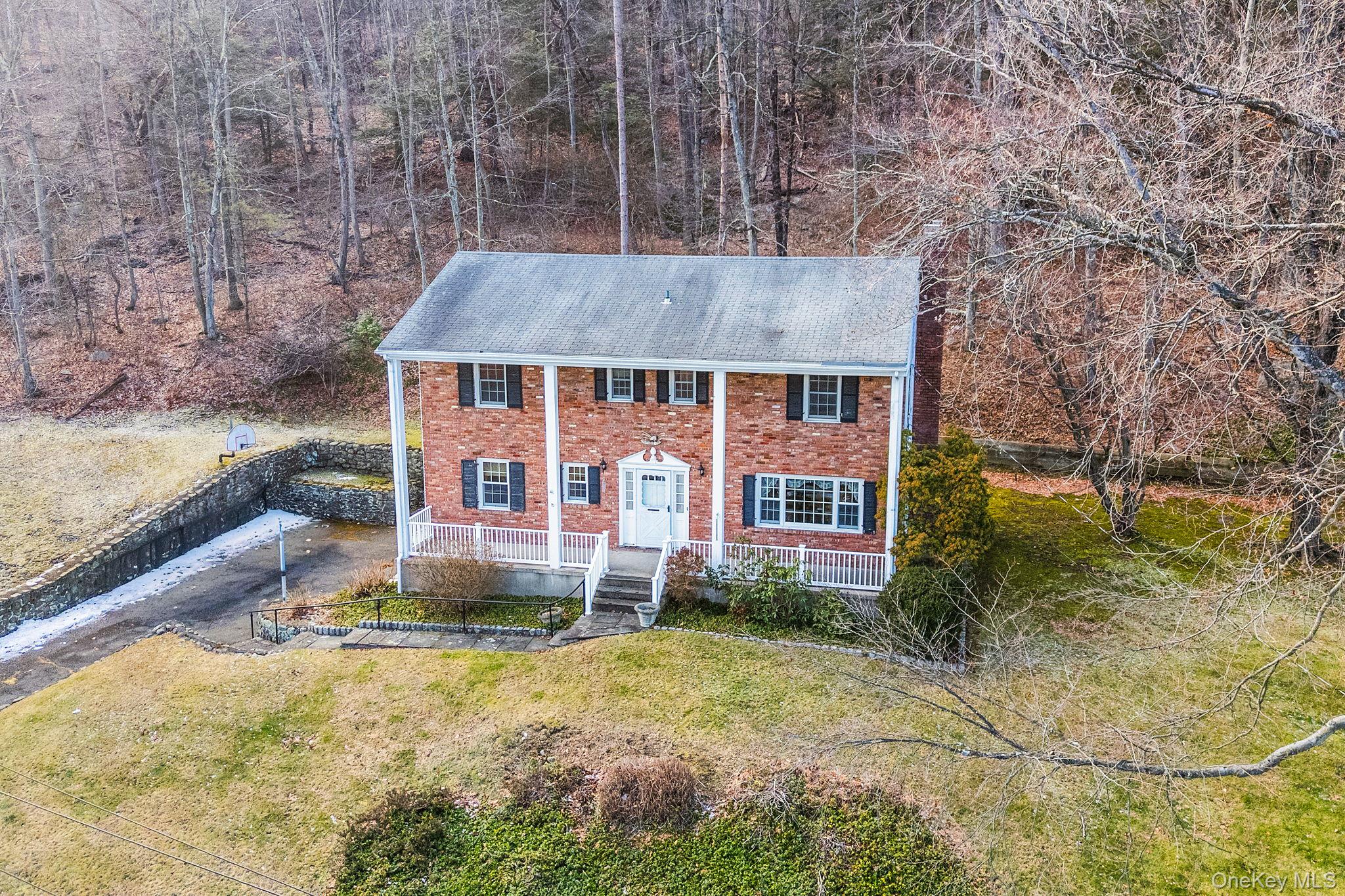 #2 photo, 46 Nursery Road, Tuxedo Park , NY 10987