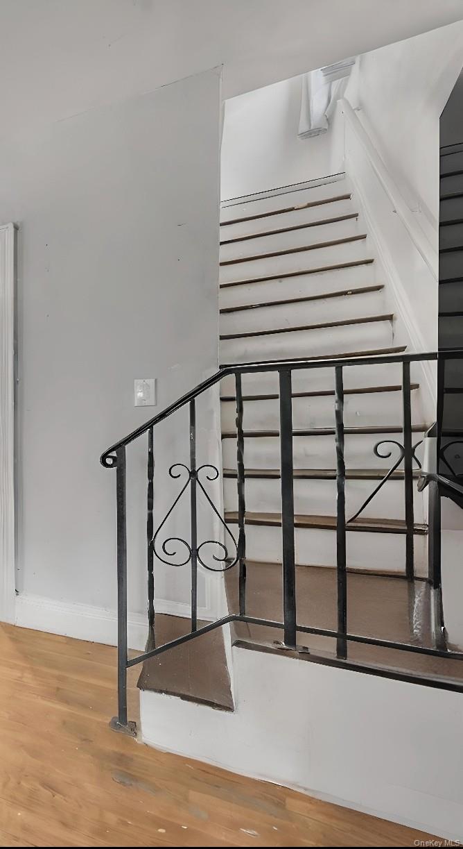 #13 photo, 4425 Edson Avenue, برونكس Bronx , NY 10466