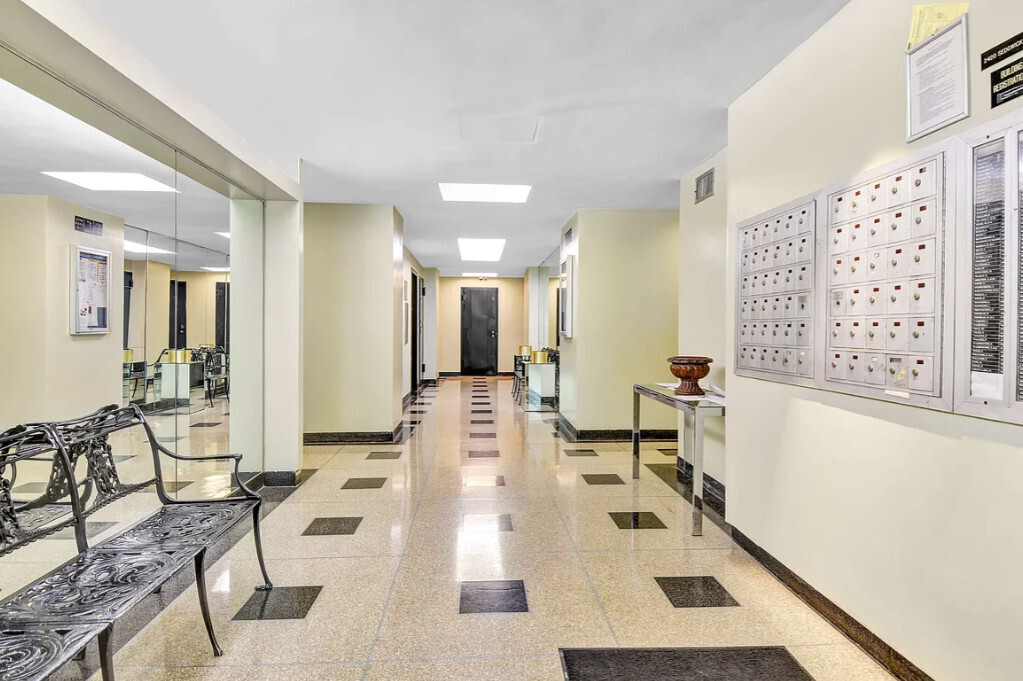 #3 photo, 3 Fordham Hill Oval, University Heights , NY 10468