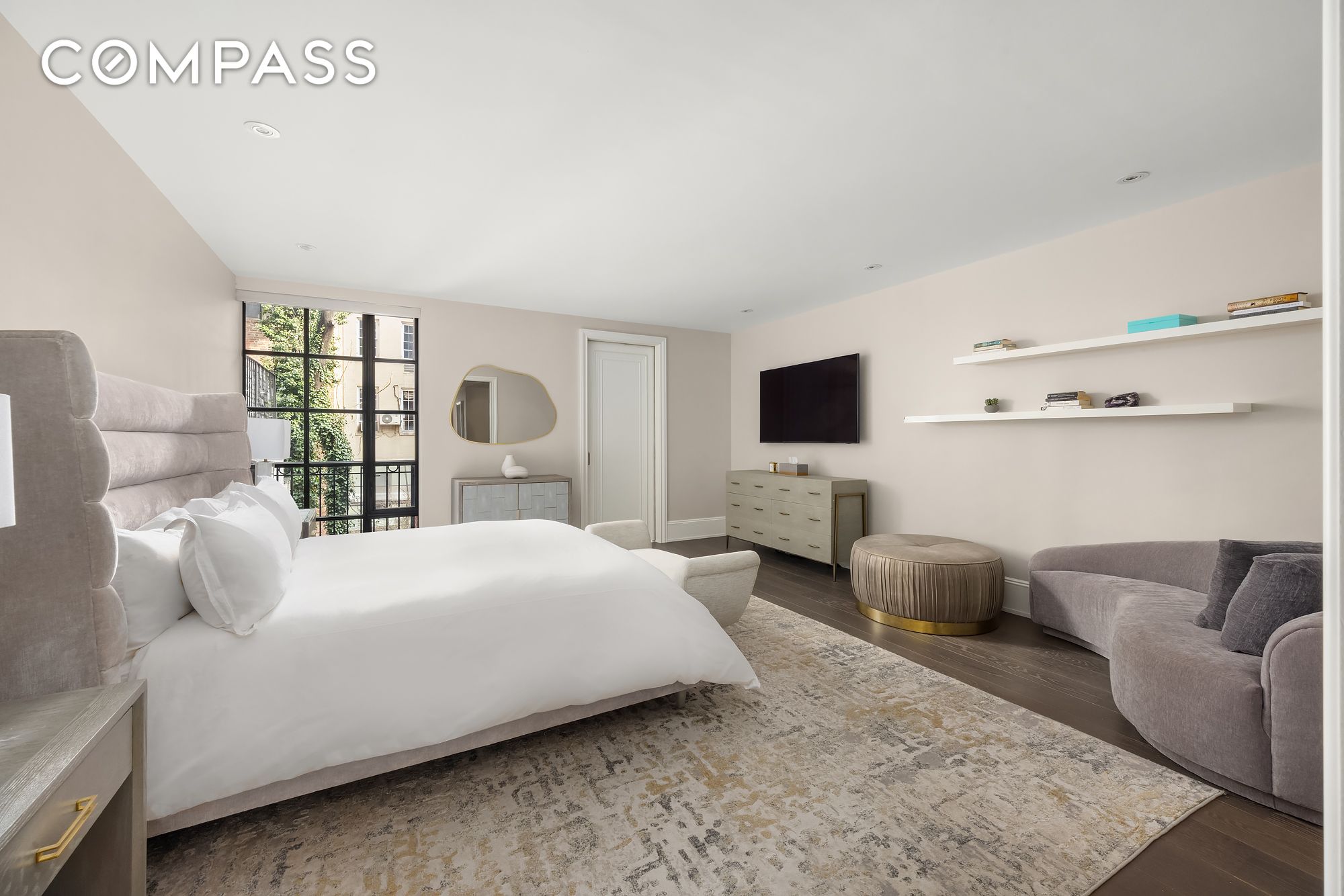 #13 photo, 123 E 61st Street, Lenox Hill , NY 10065