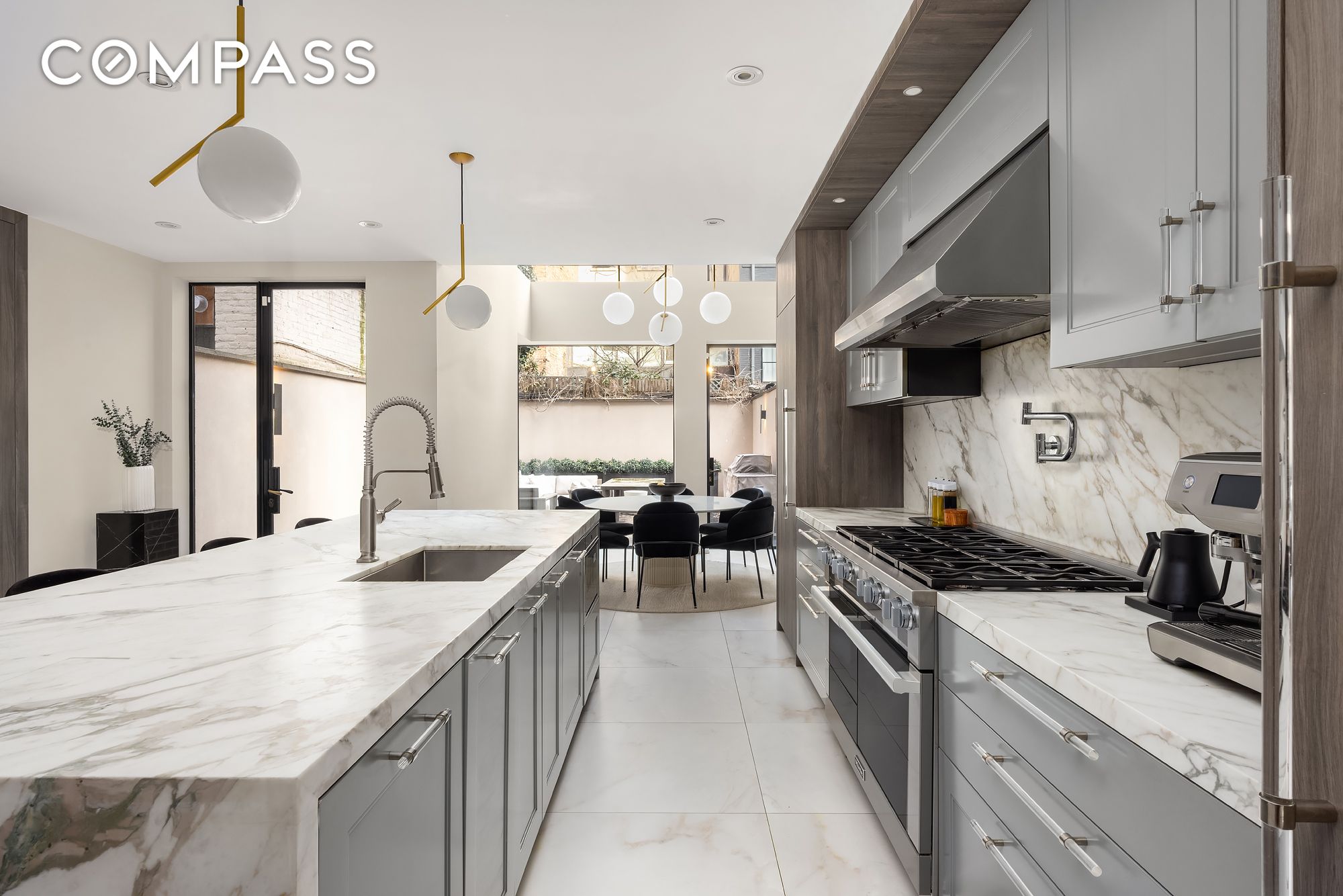 #21 photo, 123 E 61st Street, Lenox Hill , NY 10065