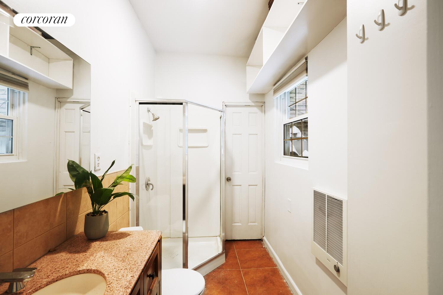 #4 photo, Brooklyn, Greenpoint , NY 11222