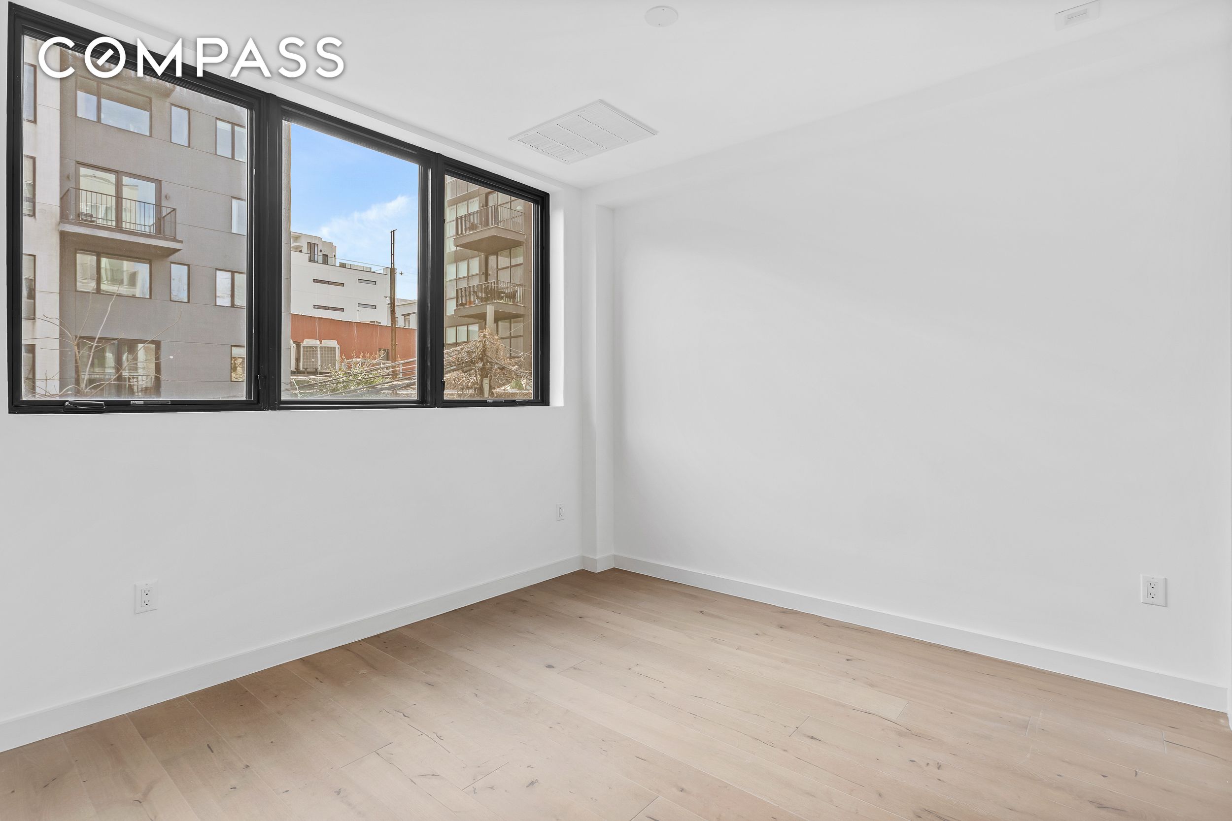 #9 photo, 44 Box Street, Greenpoint , NY 11222