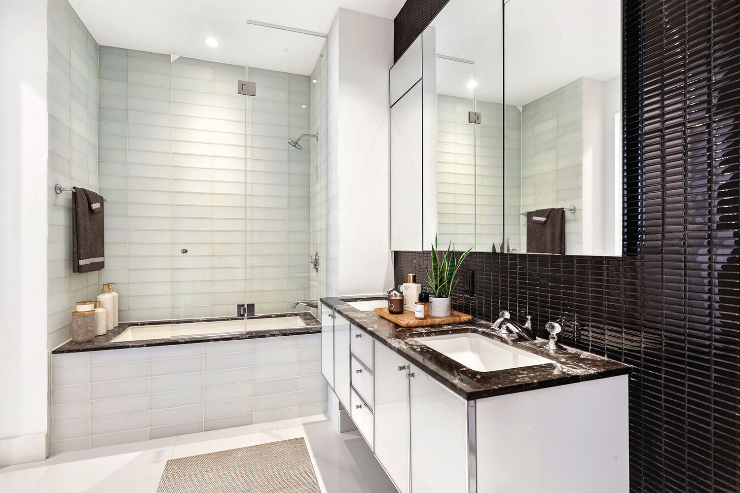 #5 photo, 25 BROAD Street, Financial District , NY 10004