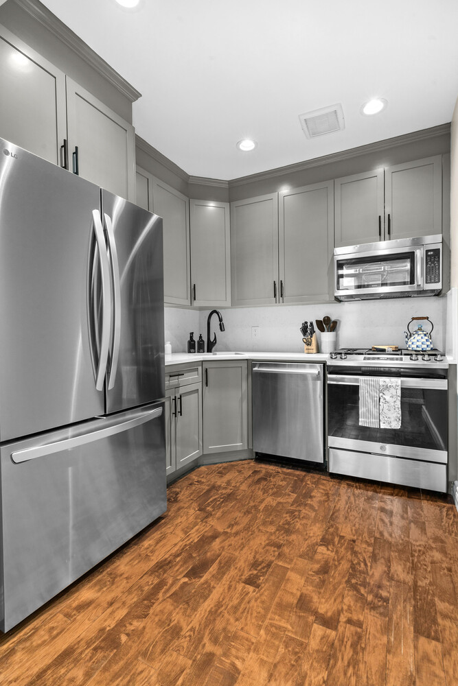 #3 photo, 129B DEGRAW Street, הברונקס Carroll Gardens , NY 11231