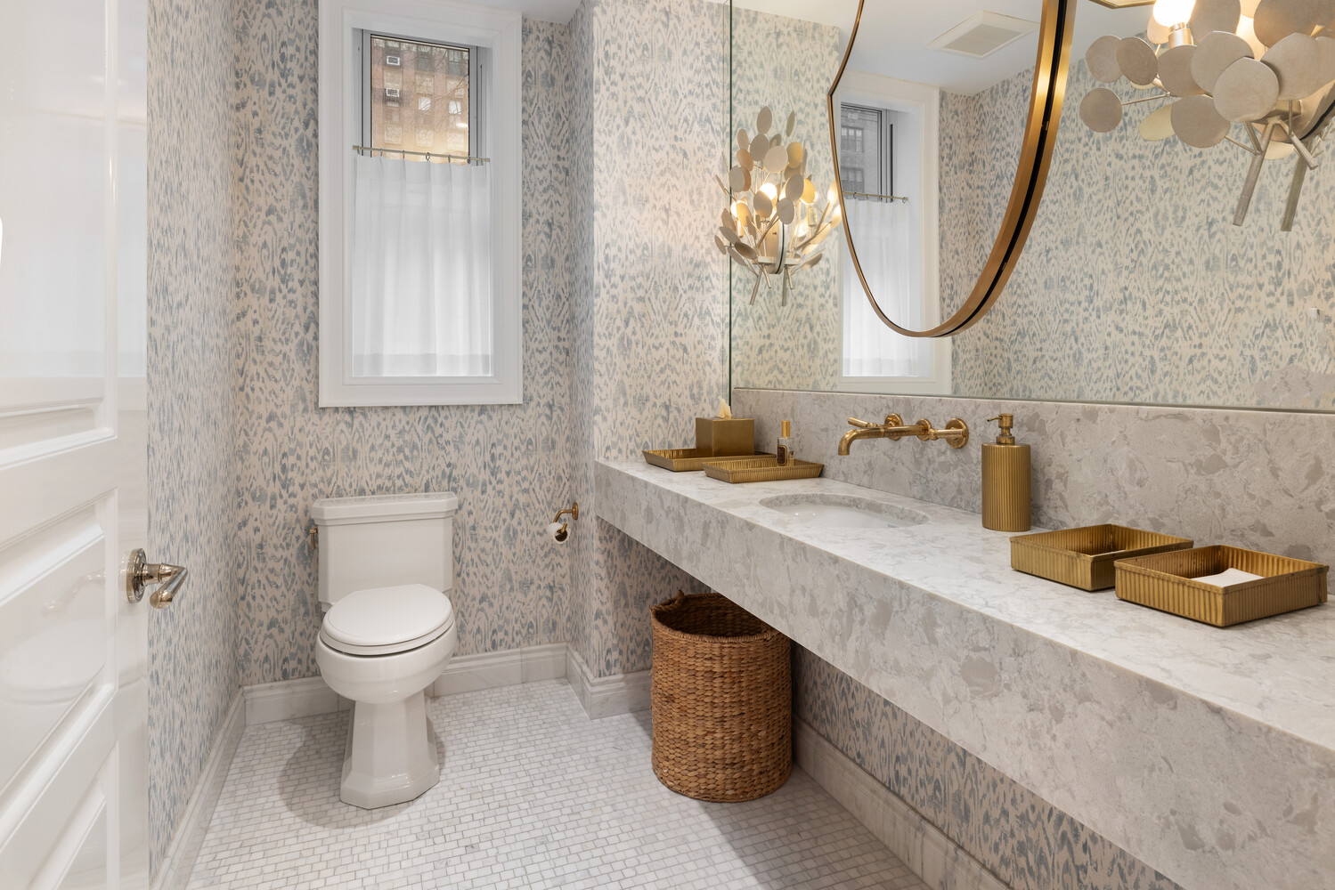 #5 photo, 1075 PARK Avenue, Carnegie Hill , NY 10128