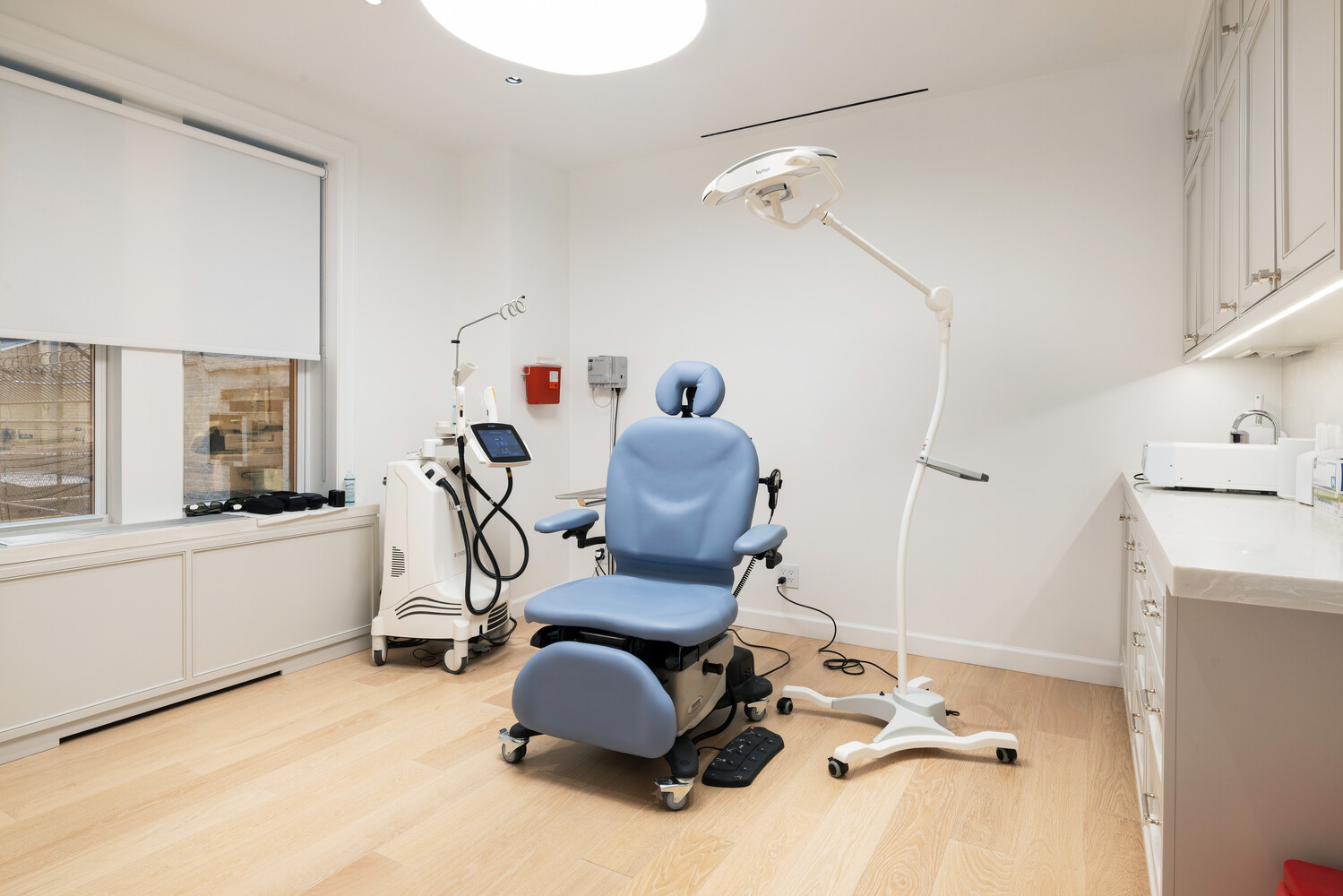 #8 photo, 1075 PARK Avenue, Carnegie Hill , NY 10128