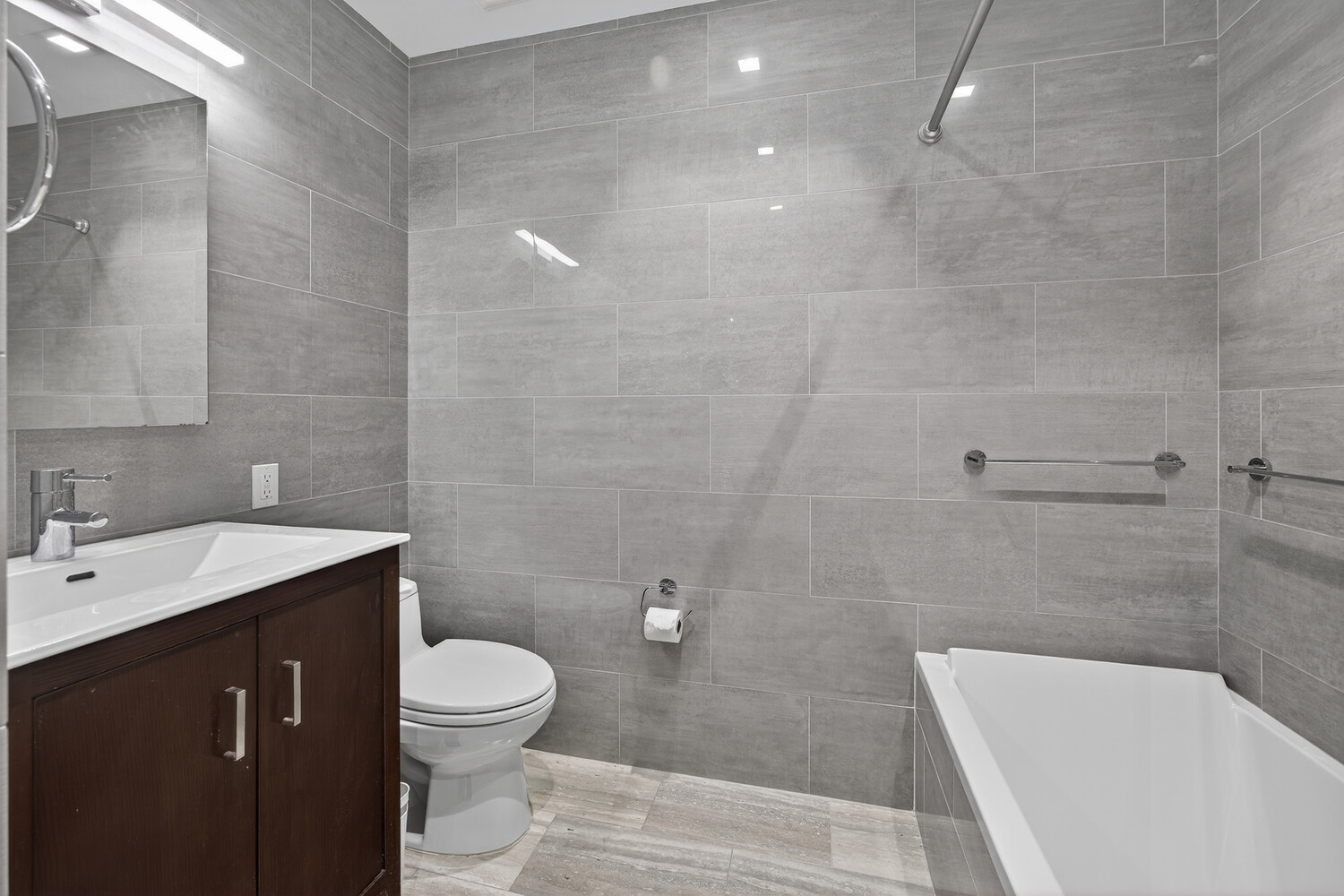 #16 photo, 157 W 78TH Street, Upper West Side , NY 10024