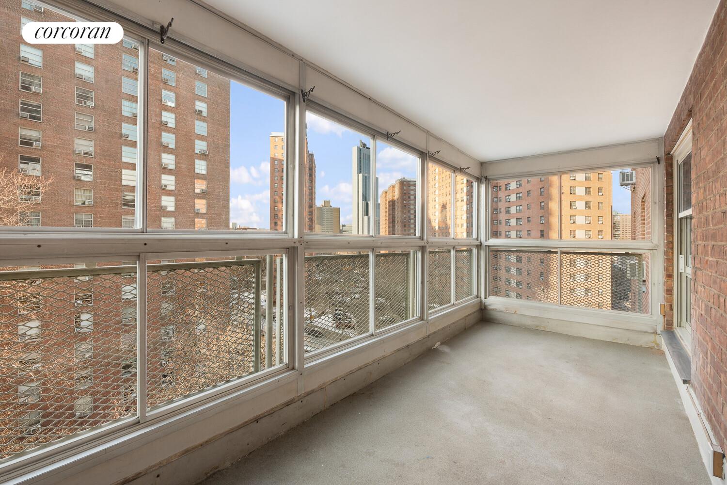 #13 photo, 80 LA SALLE Street, Morningside Heights , NY 10027