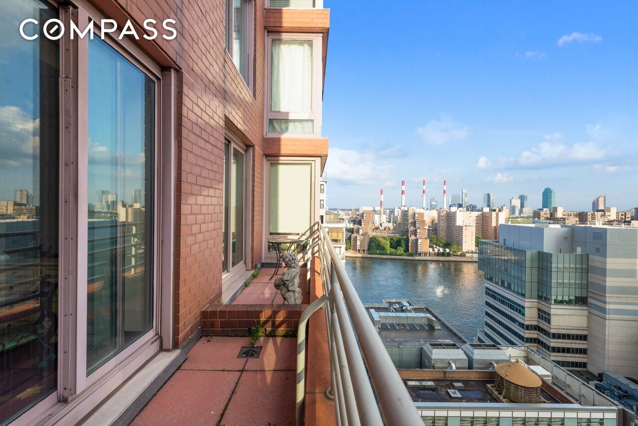 #7 photo, 524 E 72nd Street, मैनहटन Lenox Hill , NY 10021