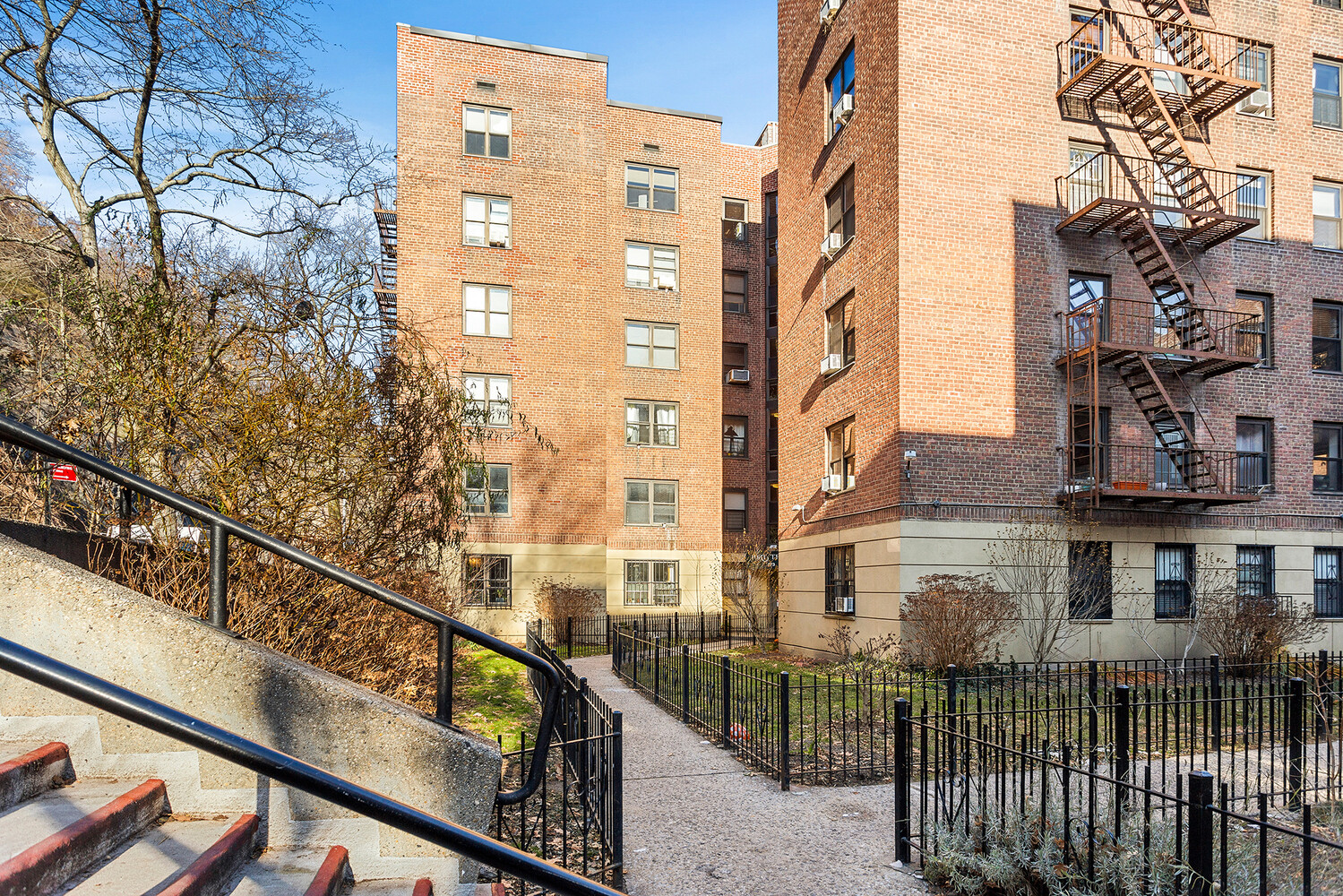 #17 photo, 273 BENNETT Avenue, Манхэттен ‖ Hudson Heights , NY 10040