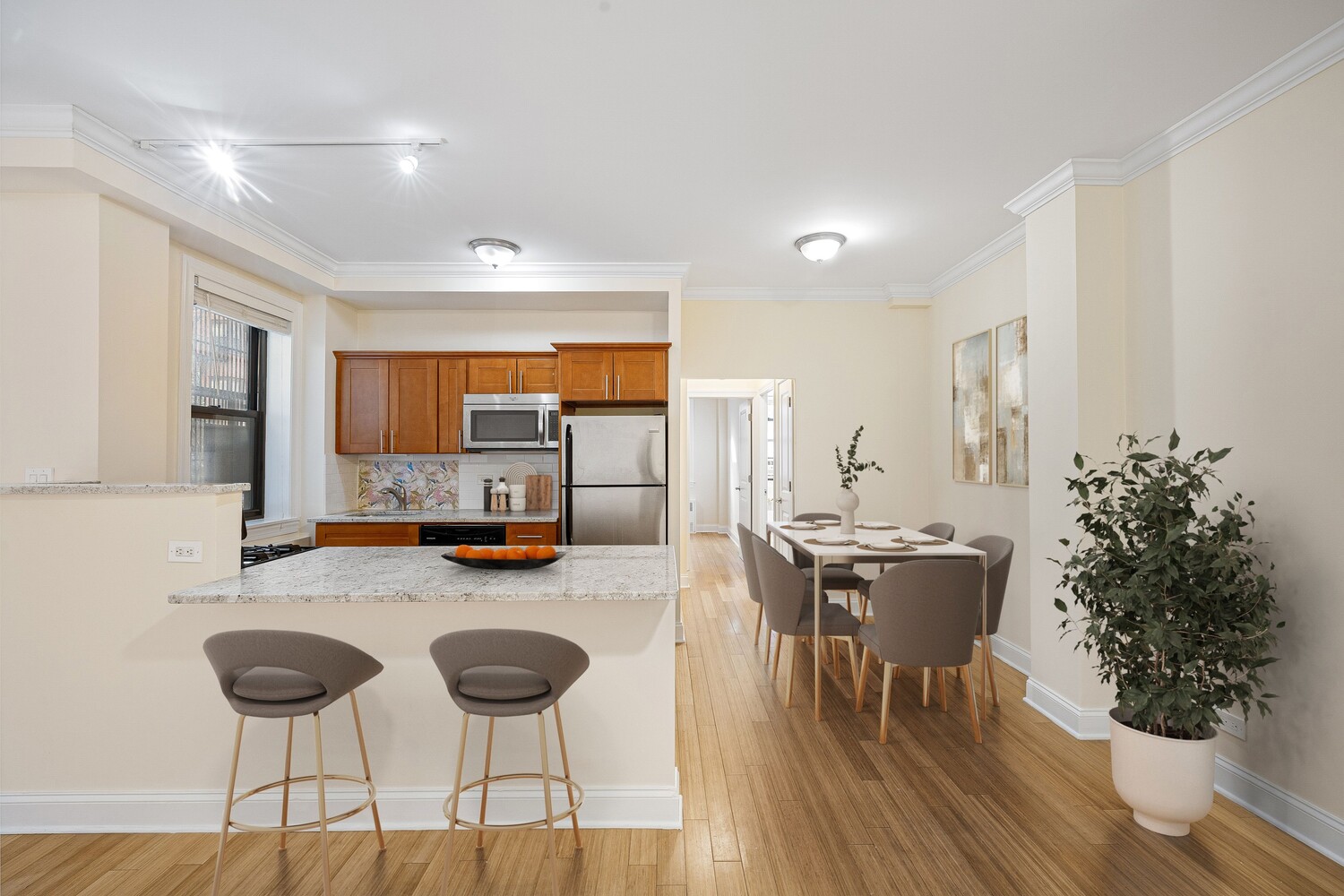 #4 photo, 273 BENNETT Avenue, Манхэттен ‖ Hudson Heights , NY 10040