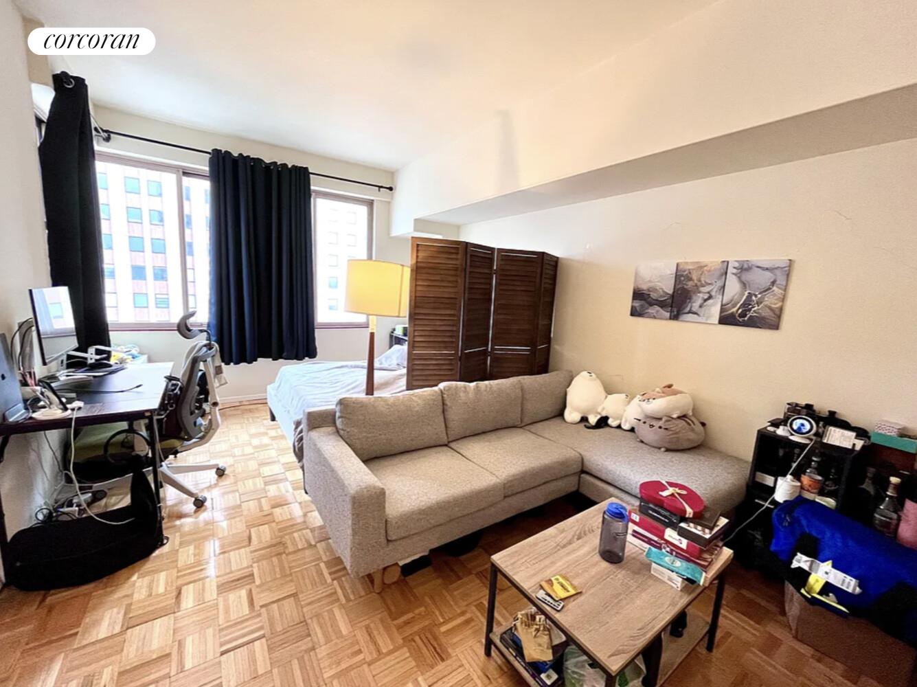 #16 photo, New York City, Hell's Kitchen , NY 10019