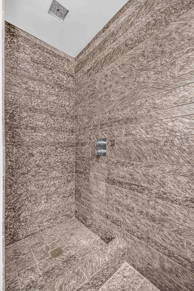 #9 photo, 20 PINE Street, Financial District , NY 10005