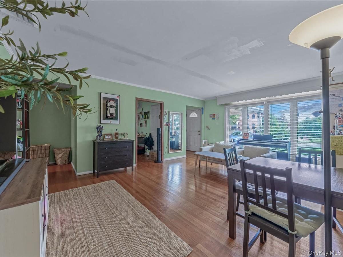 #3 photo, 25 Lawrence Street, New Hyde Park , NY 11040