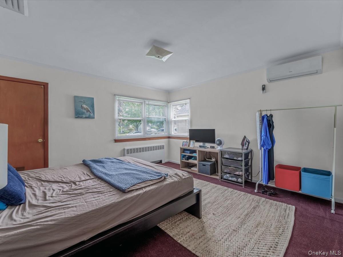 #7 photo, 25 Lawrence Street, New Hyde Park , NY 11040