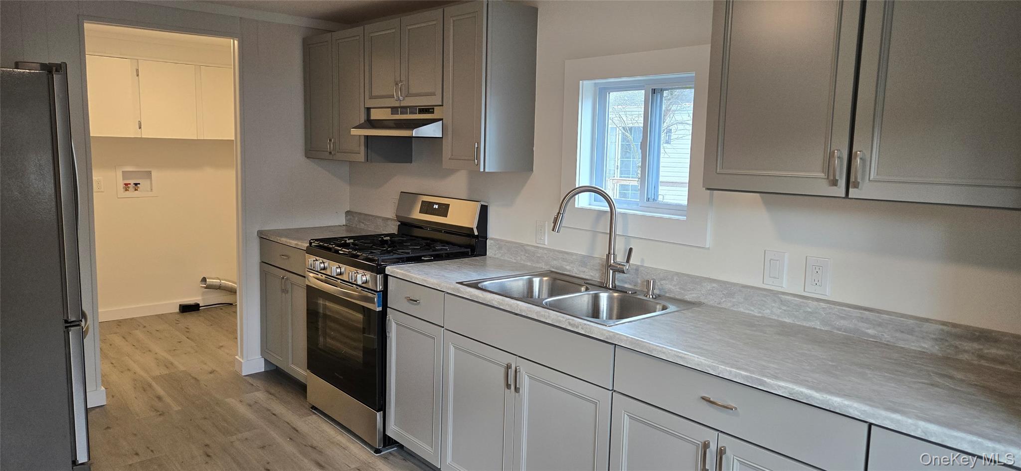 #11 photo, 525 Riverleigh Ave Unit 116, सफ़ोक काउंटी Riverhead , NY 11901