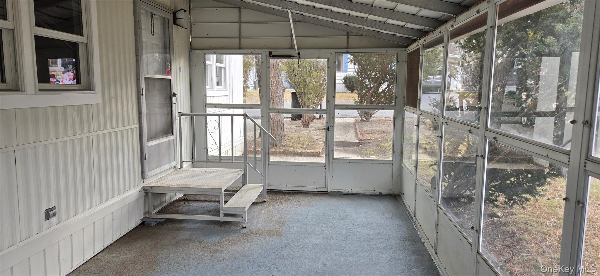 #5 photo, 525 Riverleigh Ave Unit 116, सफ़ोक काउंटी Riverhead , NY 11901