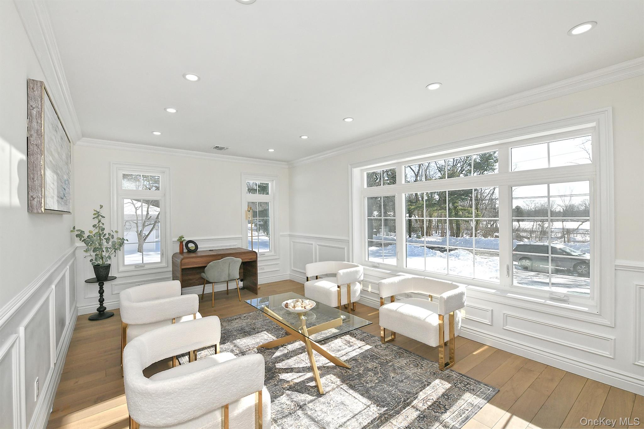 #13 photo, 11 Edcris Lane, Huntington , NY 11743