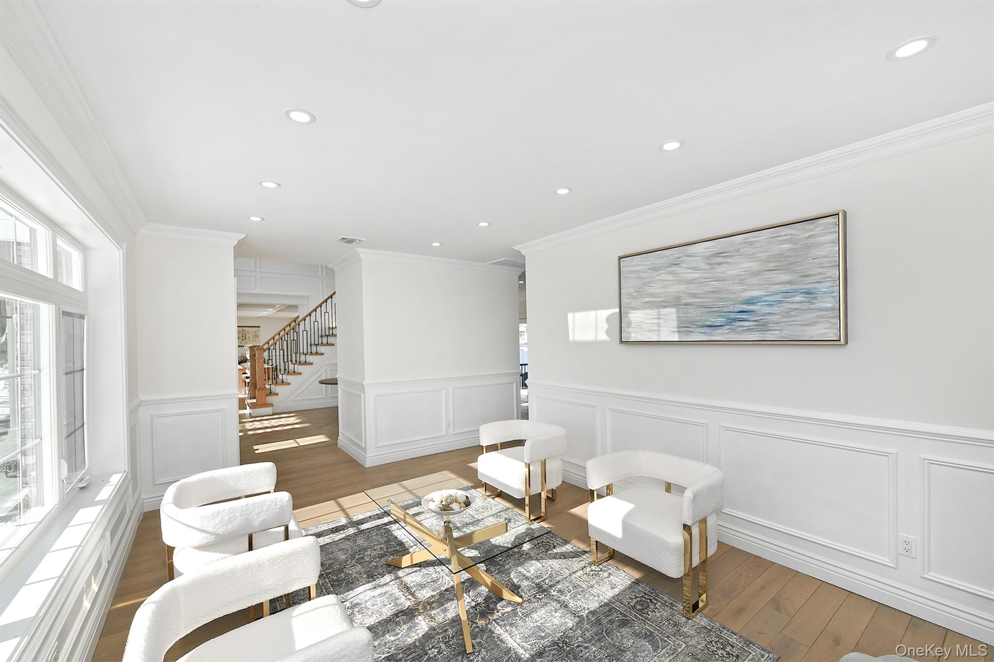 #14 photo, 11 Edcris Lane, Huntington , NY 11743