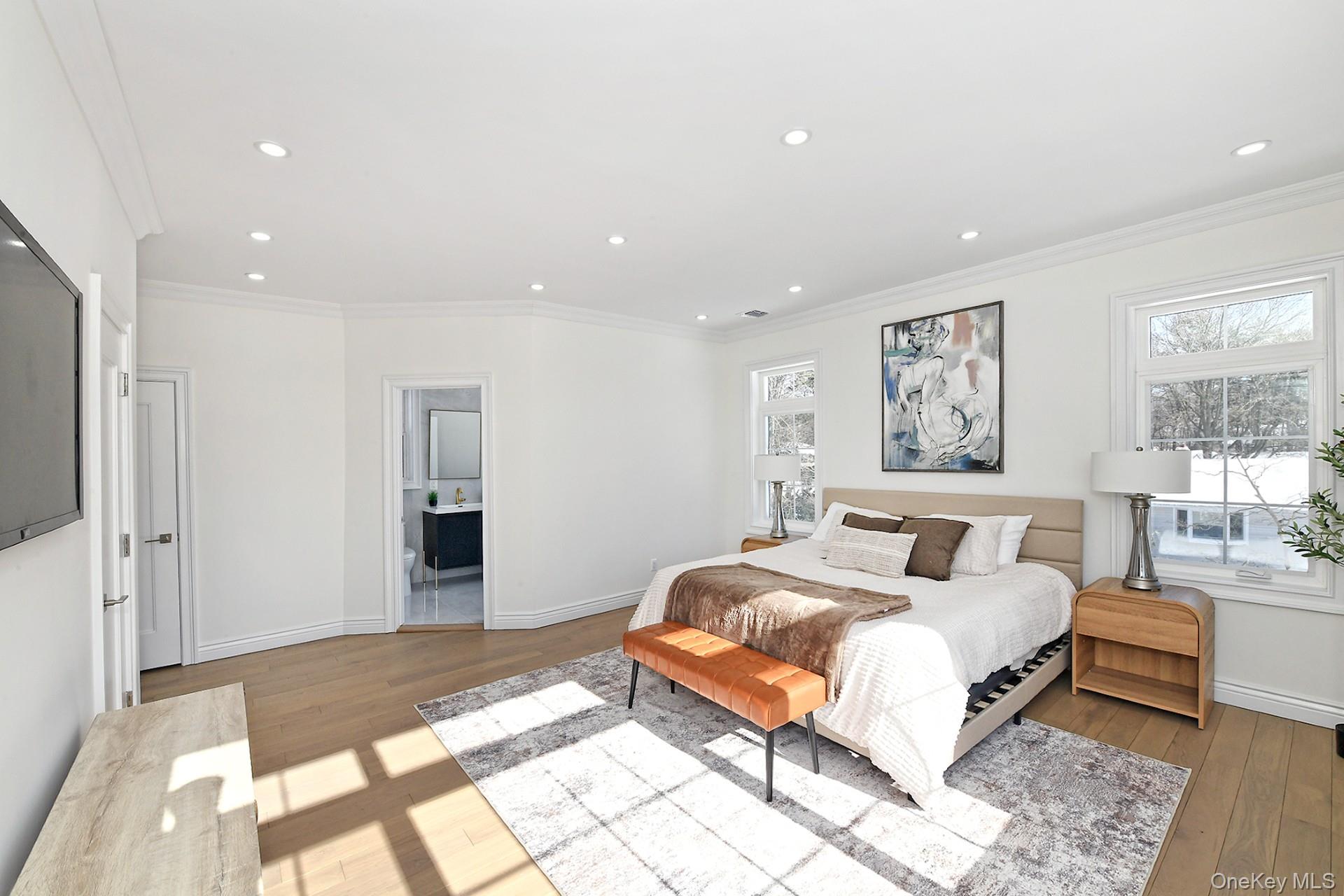 #20 photo, 11 Edcris Lane, Huntington , NY 11743