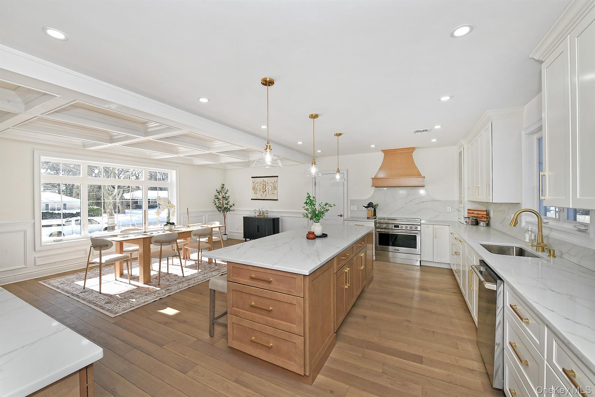 #9 photo, 11 Edcris Lane, Huntington , NY 11743