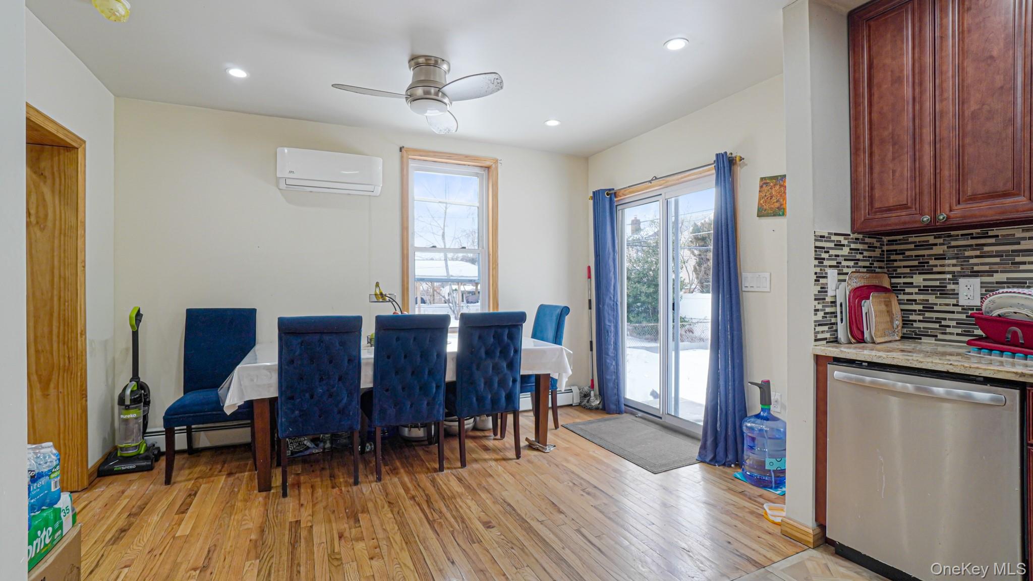 #6 photo, 34 Diamond Street, Elmont , NY 11003