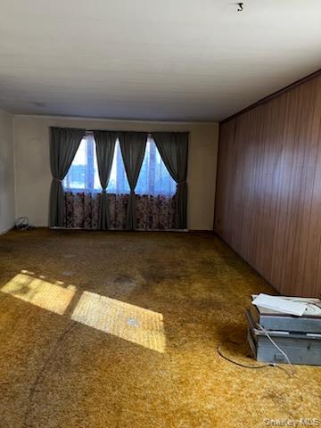 #3 photo, 7950 262nd Street, Glen Oaks , NY 11004