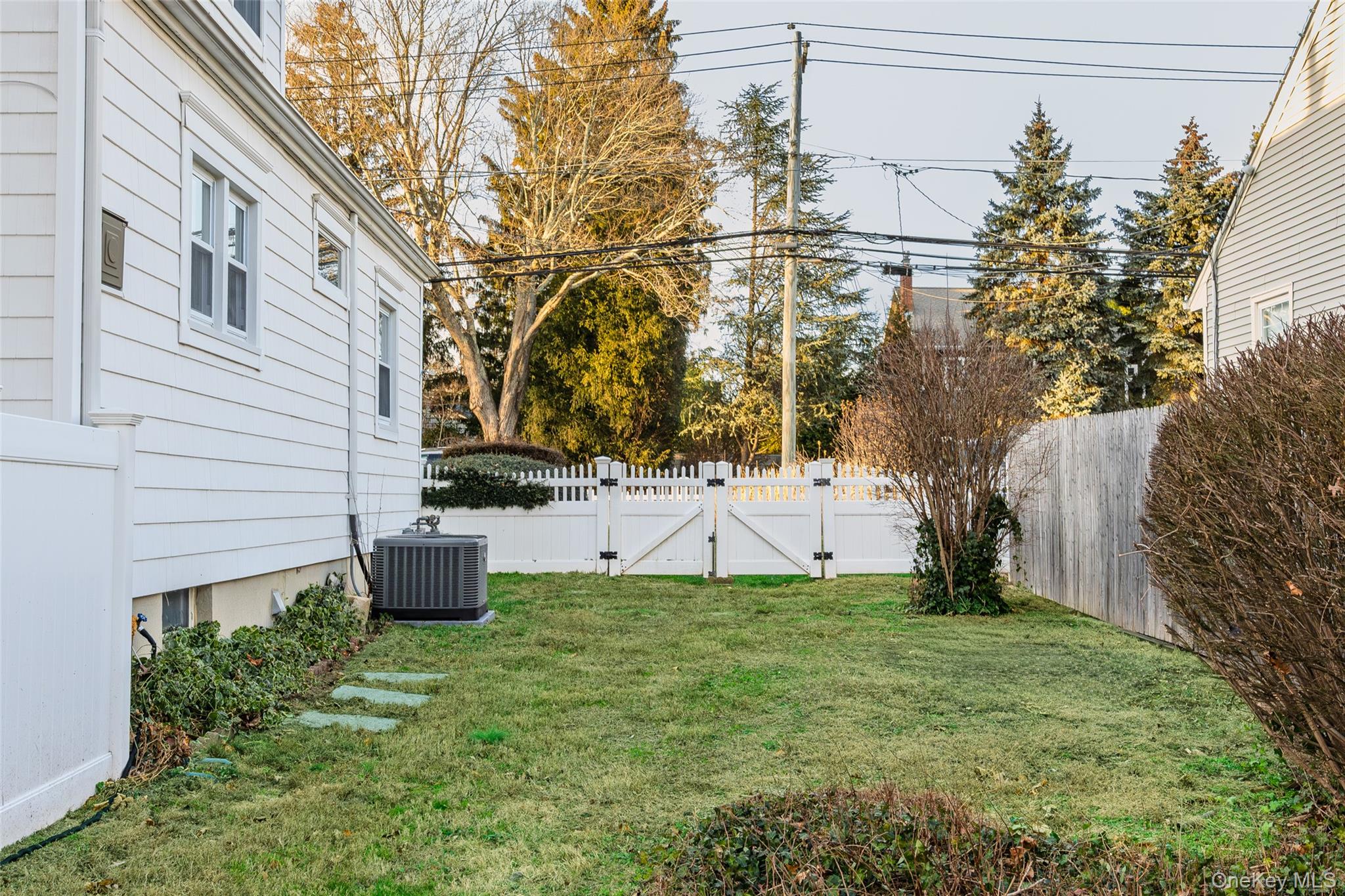 #10 photo, 64 Smith Street, Greenlawn , NY 11740