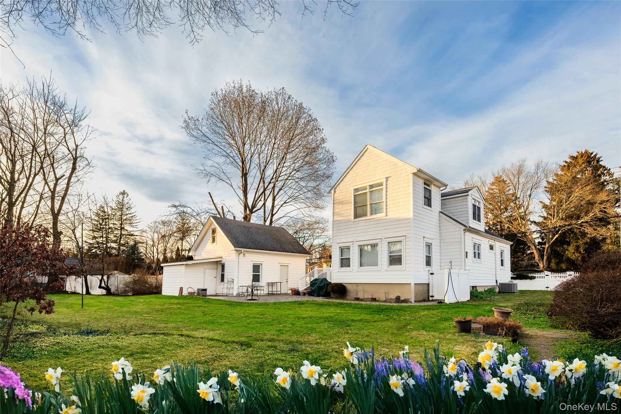 #14 photo, 64 Smith Street, Greenlawn , NY 11740