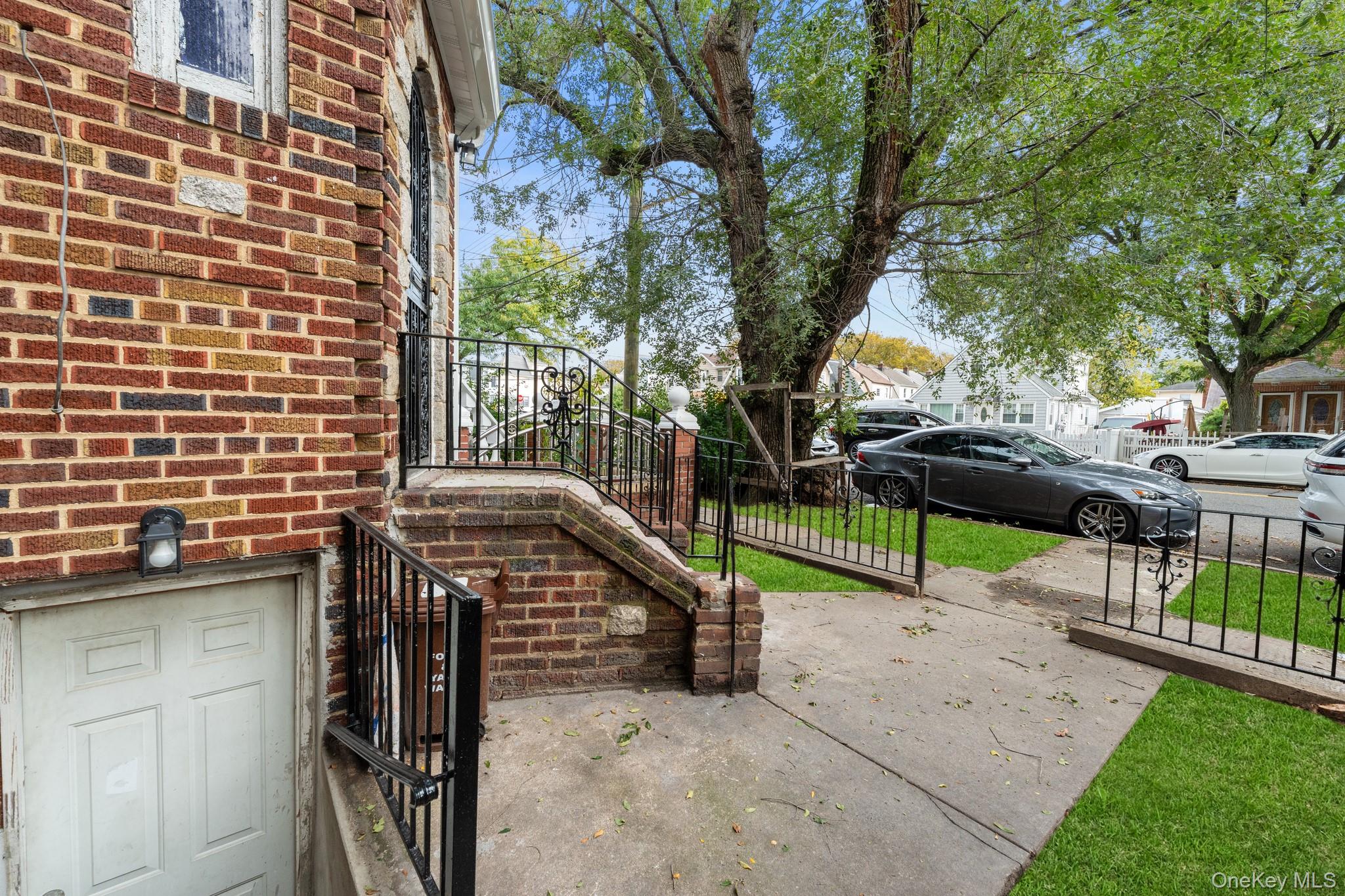 #20 photo, 12805 116th Avenue, South Ozone Park , NY 11420