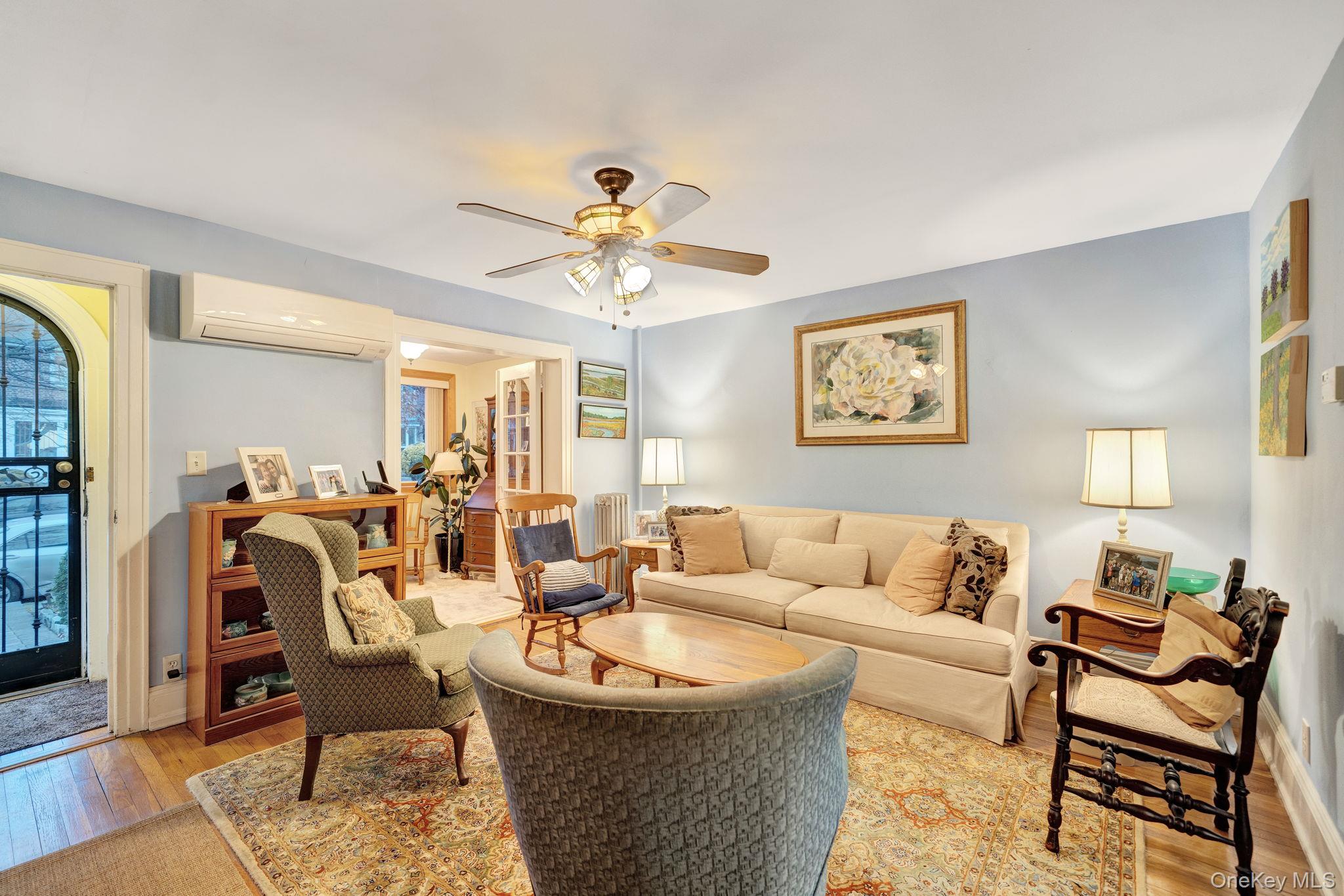 #5 photo, 205-12 34th Avenue, Bayside , NY 11361