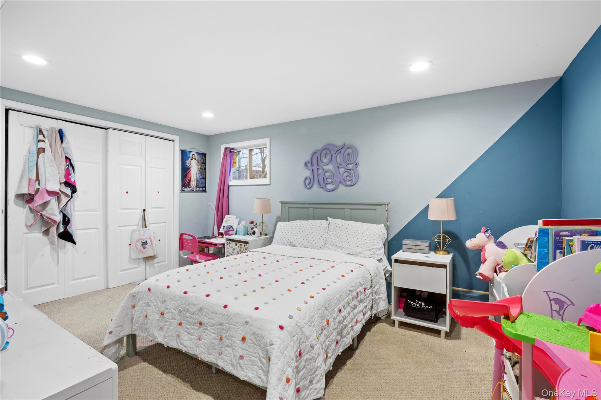 #9 photo, 85 Bedford Avenue, Freeport , NY 11520