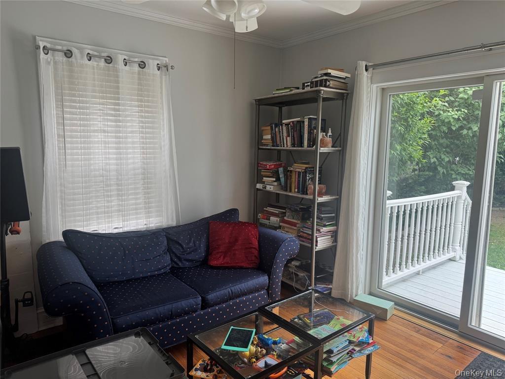 #12 photo, 9 Castleton Court, Oceanside , NY 11572