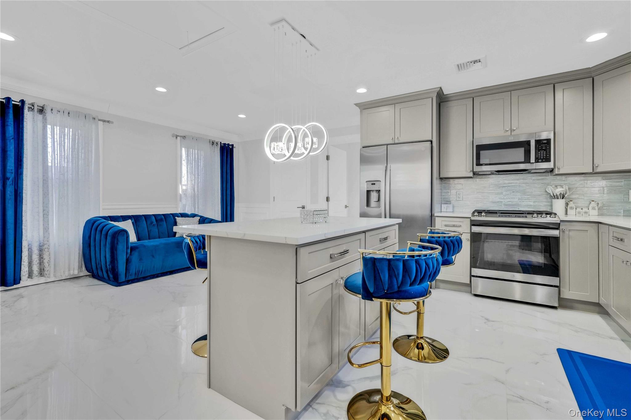 #4 photo, 24 Jefferson Avenue, Roosevelt , NY 11575