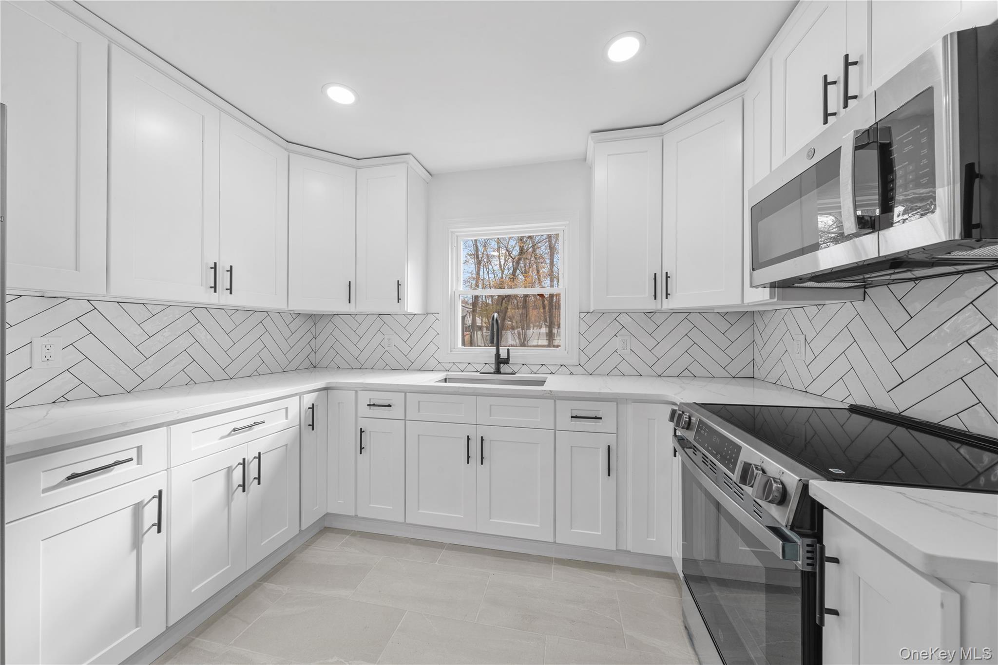 #8 photo, 78 Carr Lane, Coram , NY 11727