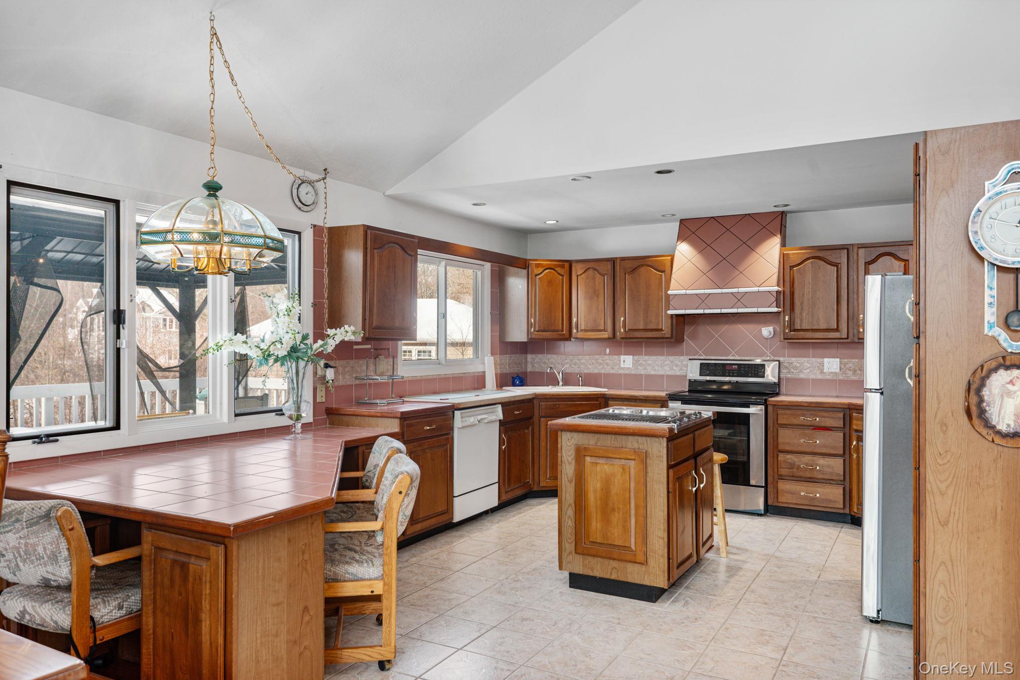 #15 photo, 22 Glenview Avenue, Northport , NY 11768