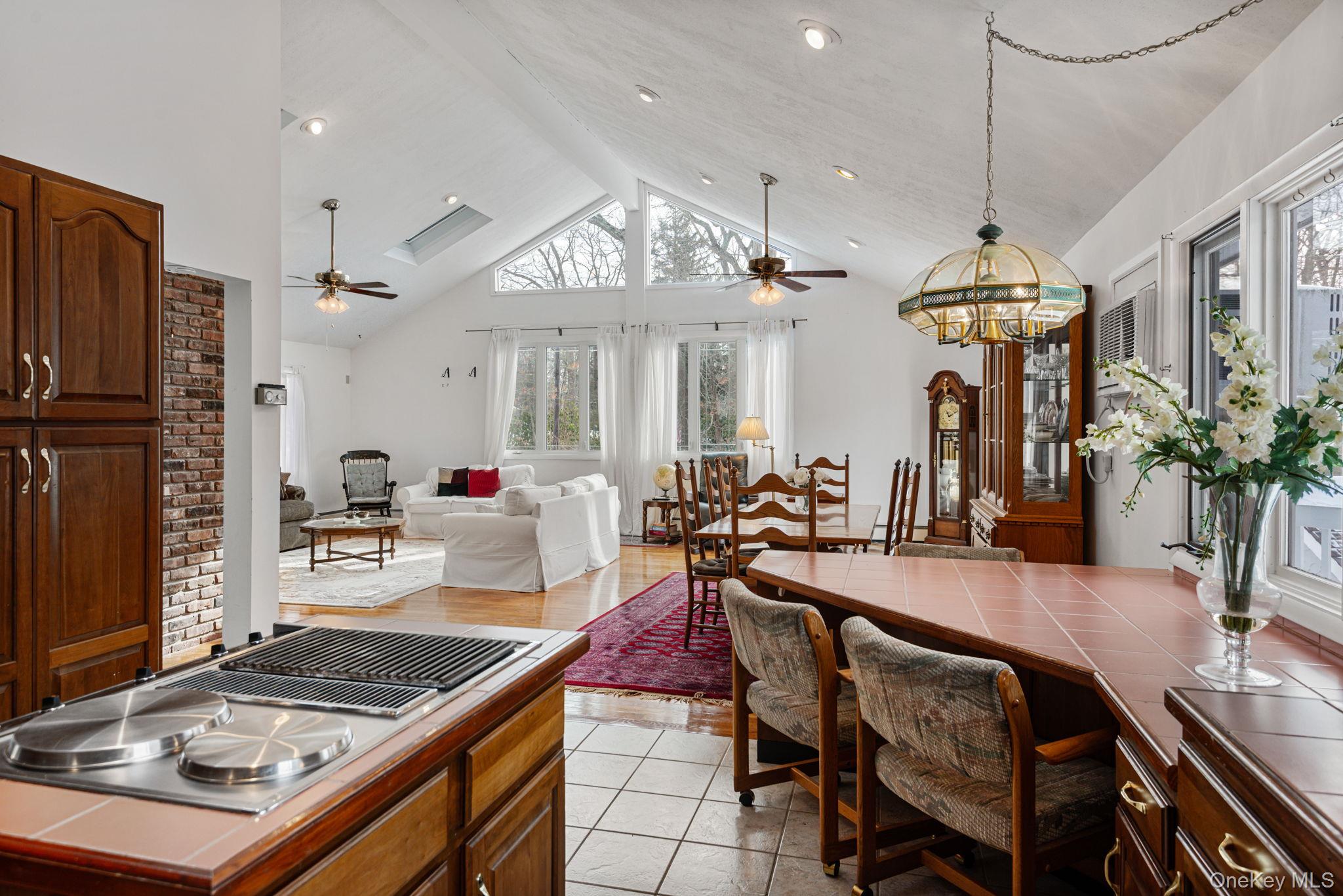 #19 photo, 22 Glenview Avenue, Northport , NY 11768