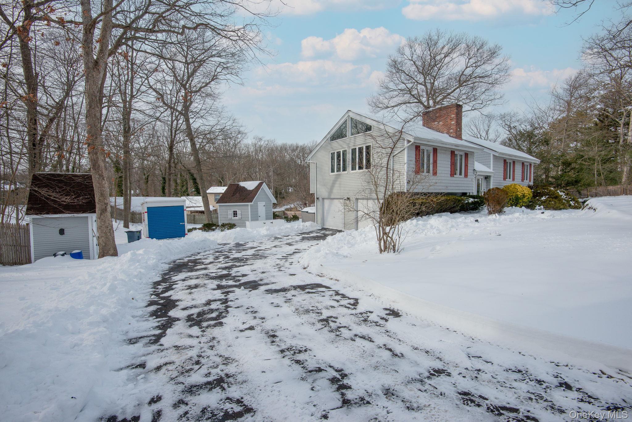 #2 photo, 22 Glenview Avenue, Northport , NY 11768