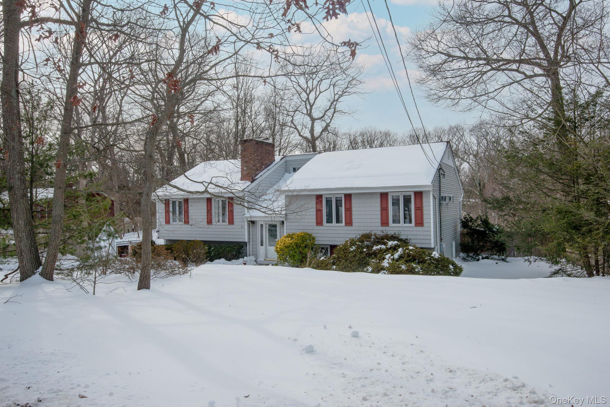 #4 photo, 22 Glenview Avenue, Northport , NY 11768