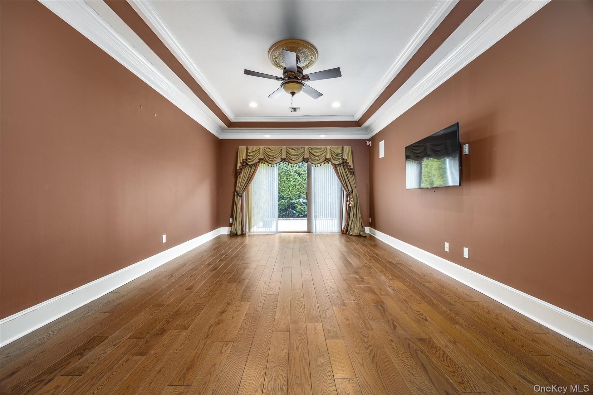 #18 photo, 209 Windwatch Drive, Hauppauge , NY 11788