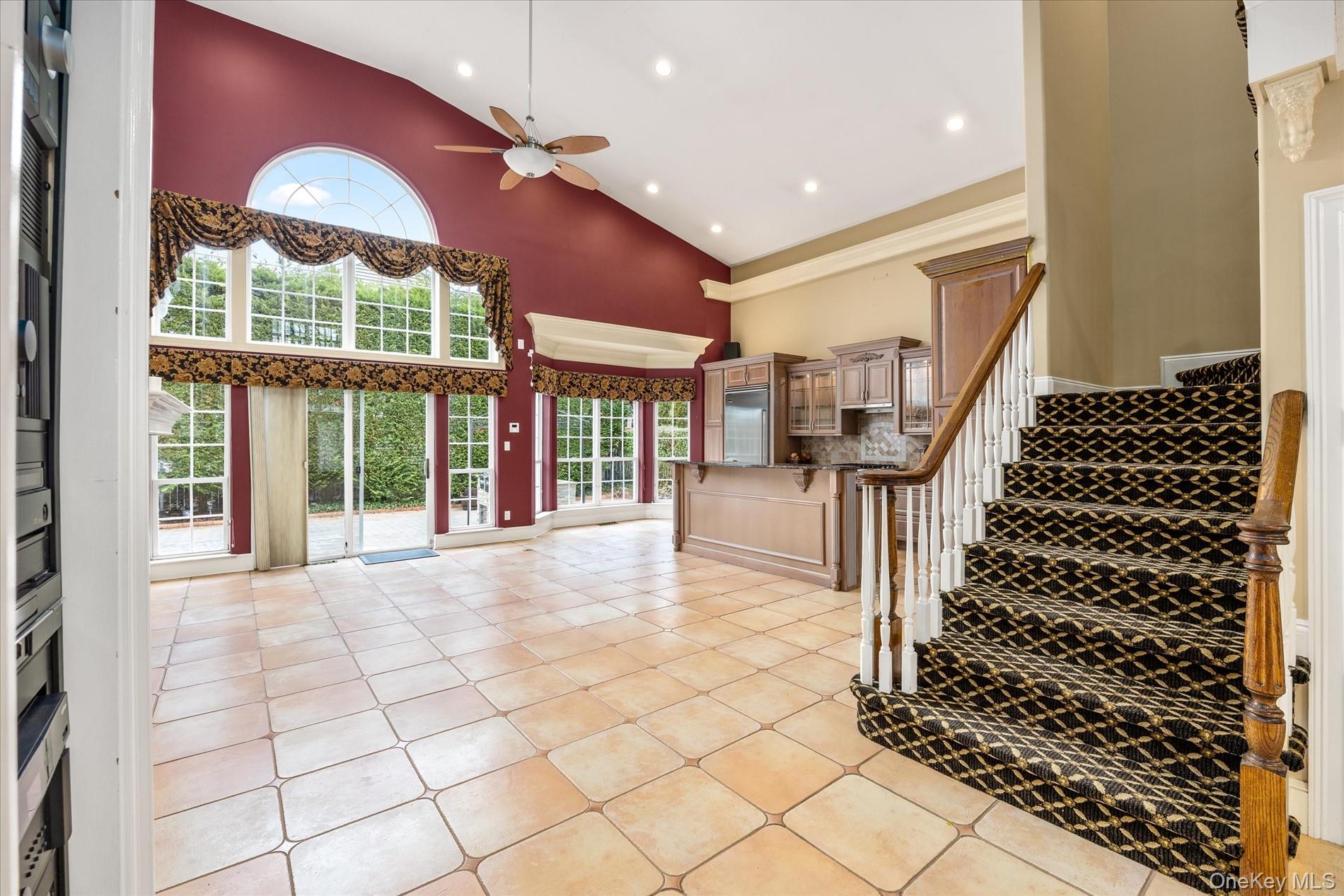 #8 photo, 209 Windwatch Drive, Hauppauge , NY 11788