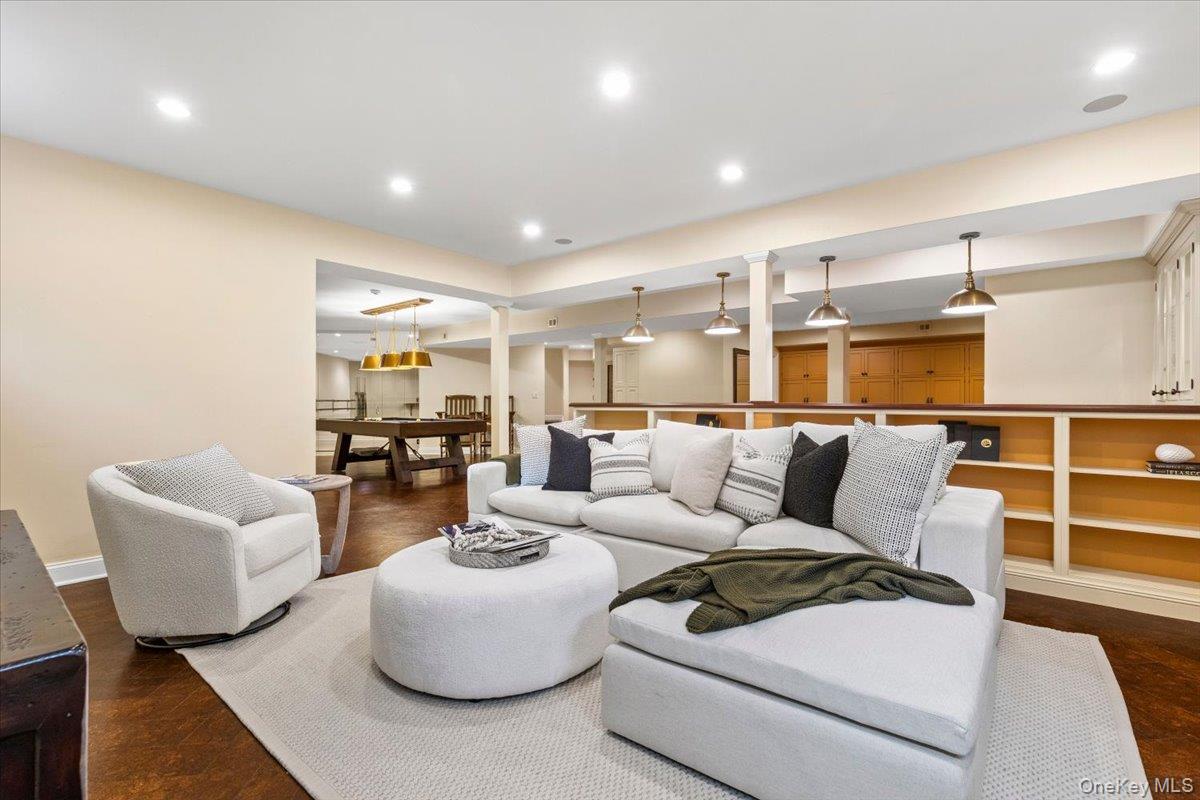 #20 photo, 10 Hickory Drive, Rye , NY 10580