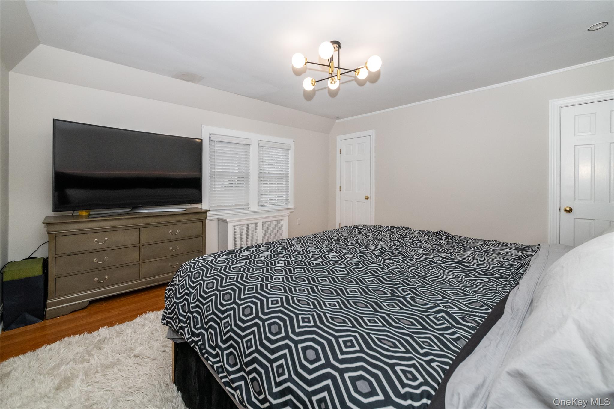 #16 photo, 18 Bailey Place, New Rochelle , NY 10801