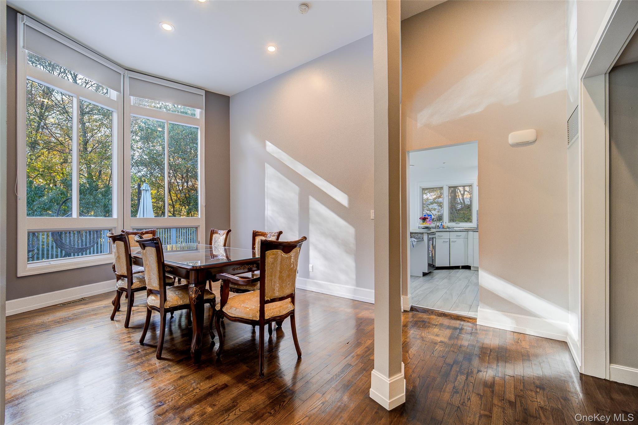 #10 photo, 4 Ayr Court, Airmont , NY 10901