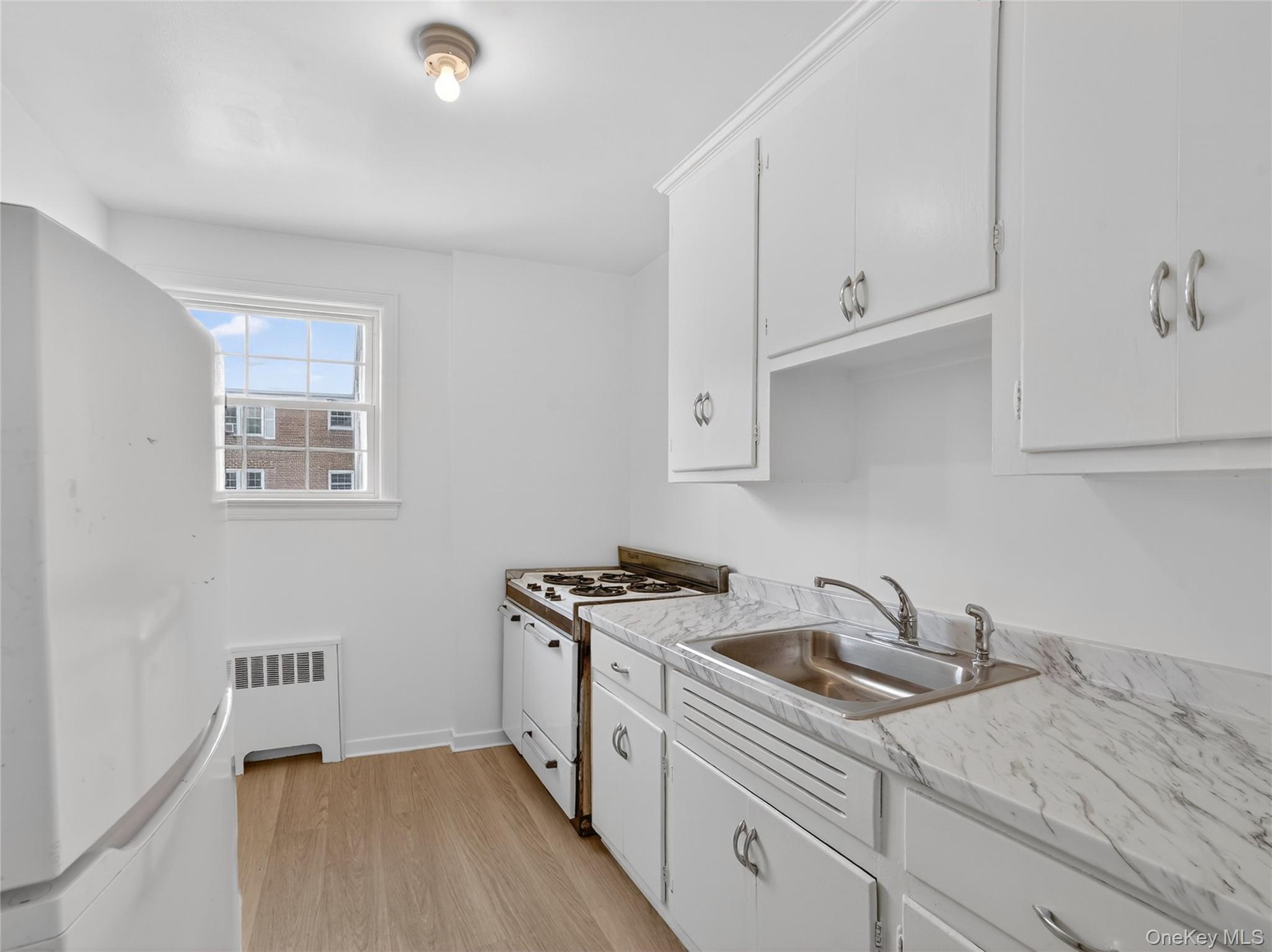 #11 photo, 751 N Broadway, Hastings-on-Hudson , NY 10706