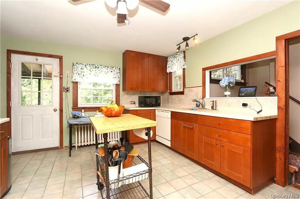 #6 photo, 12 Mamanasco Road, Carmel , NY 10512