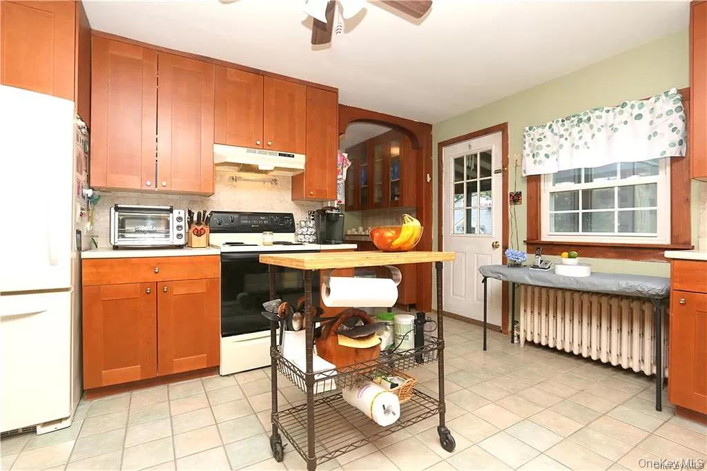 #7 photo, 12 Mamanasco Road, Carmel , NY 10512