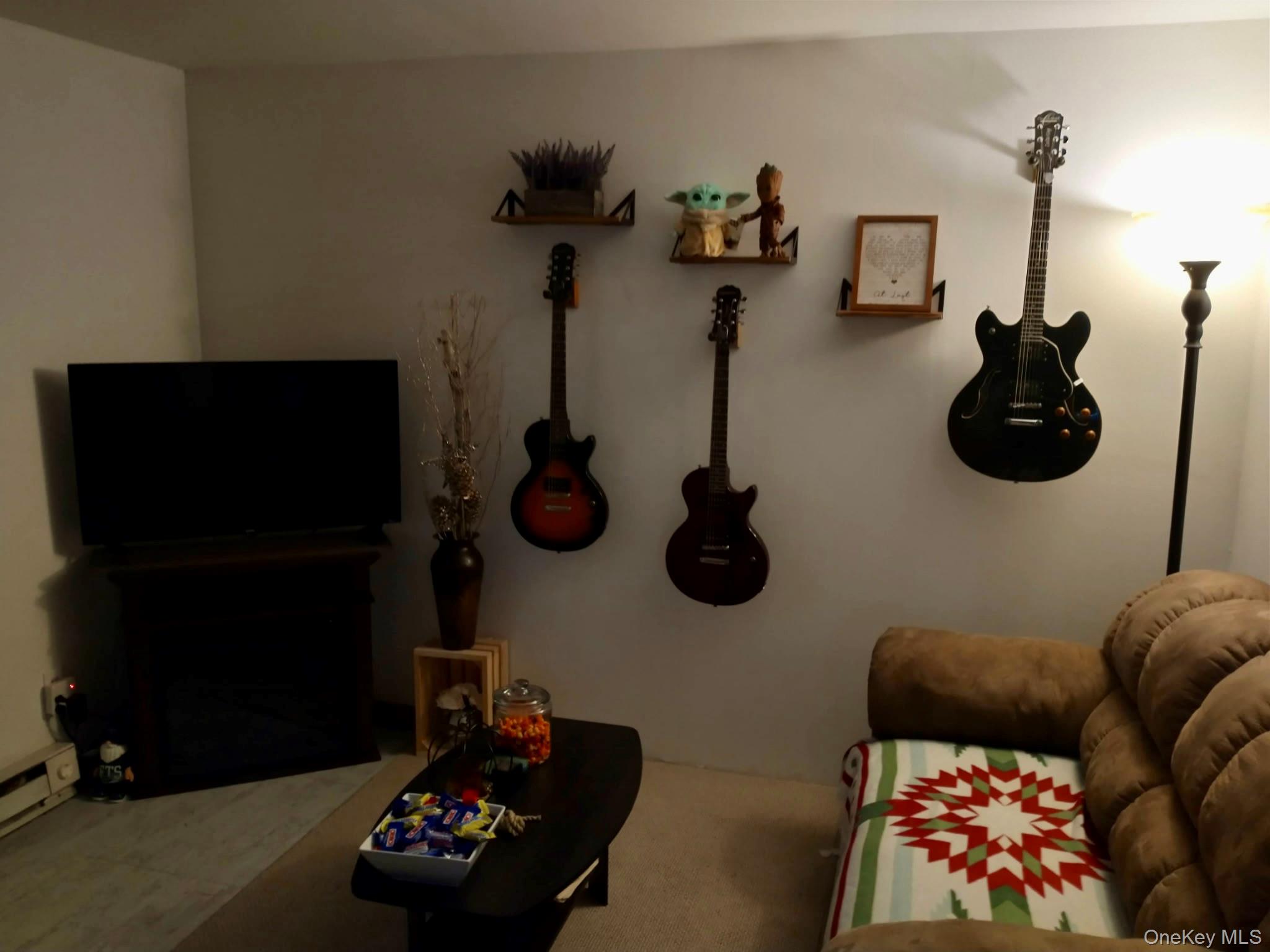 #11 photo, 1232 Albany Post Road, Gardiner , NY 12525